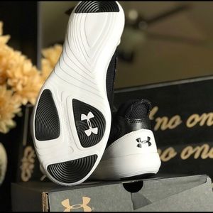 NWT Under Armour Precision X